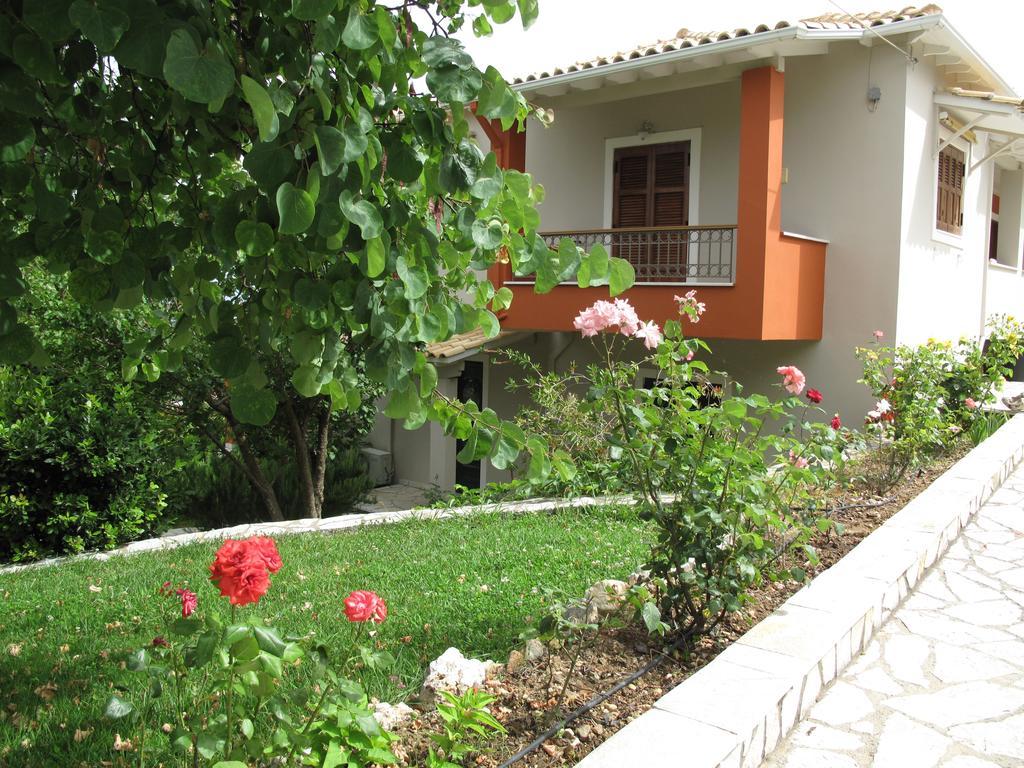 Liogerma Apartments Tsoukaládhes Rum bild
